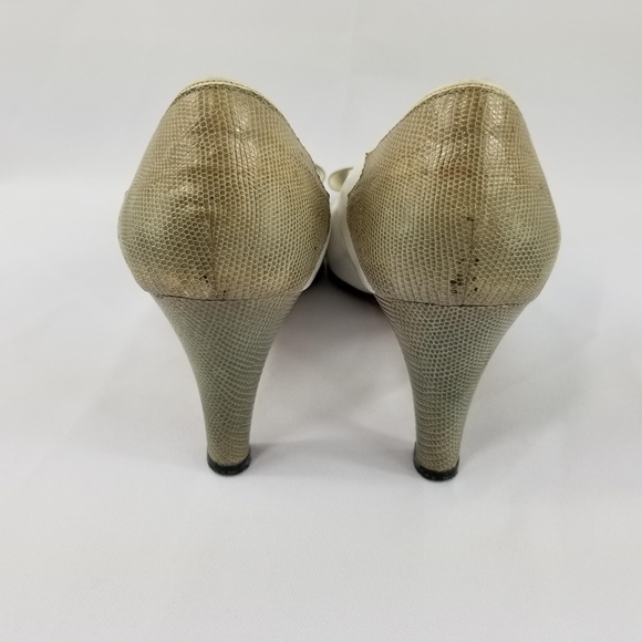 Salvatore Ferragamo Heel White Snakeskin Size 7.5B - Picture 3 of 8